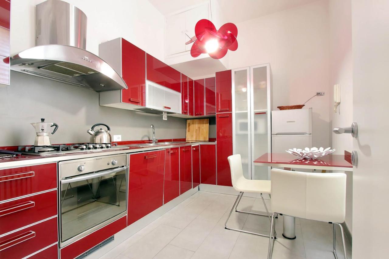 Romac - Condotti Suite By Spanish Steps Экстерьер фото