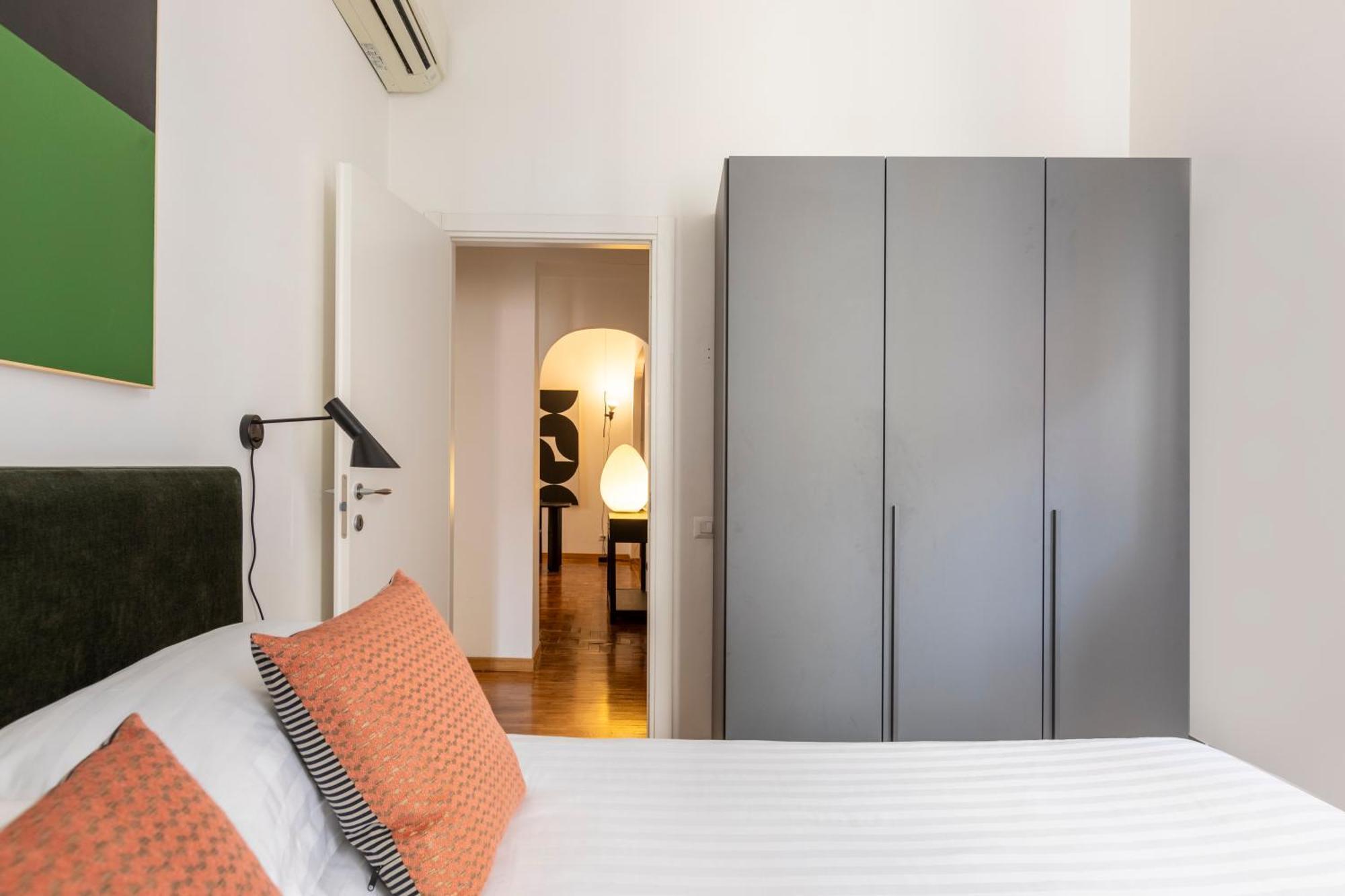 Romac - Condotti Suite By Spanish Steps Экстерьер фото